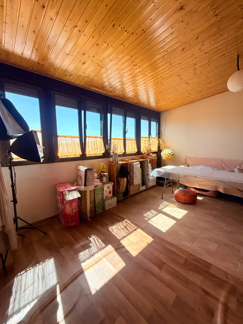 Habitación de Casa adosada en venta en San Sebastián de los Reyes con Aire acondicionado, Calefacción y Jardín privado