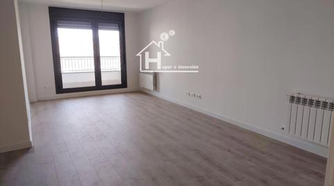 Foto 3 de Piso de alquiler en Robledal, Las Cañas, Guadalajara Capital