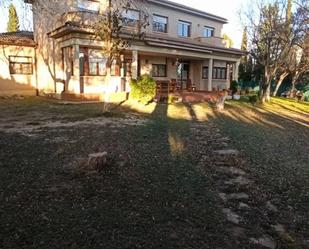 Jardí de Casa o xalet en venda en  Zaragoza Capital amb Calefacció, Jardí privat i Terrassa