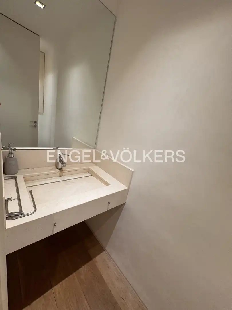 Bathroom of Flat for rent in Les Corts
