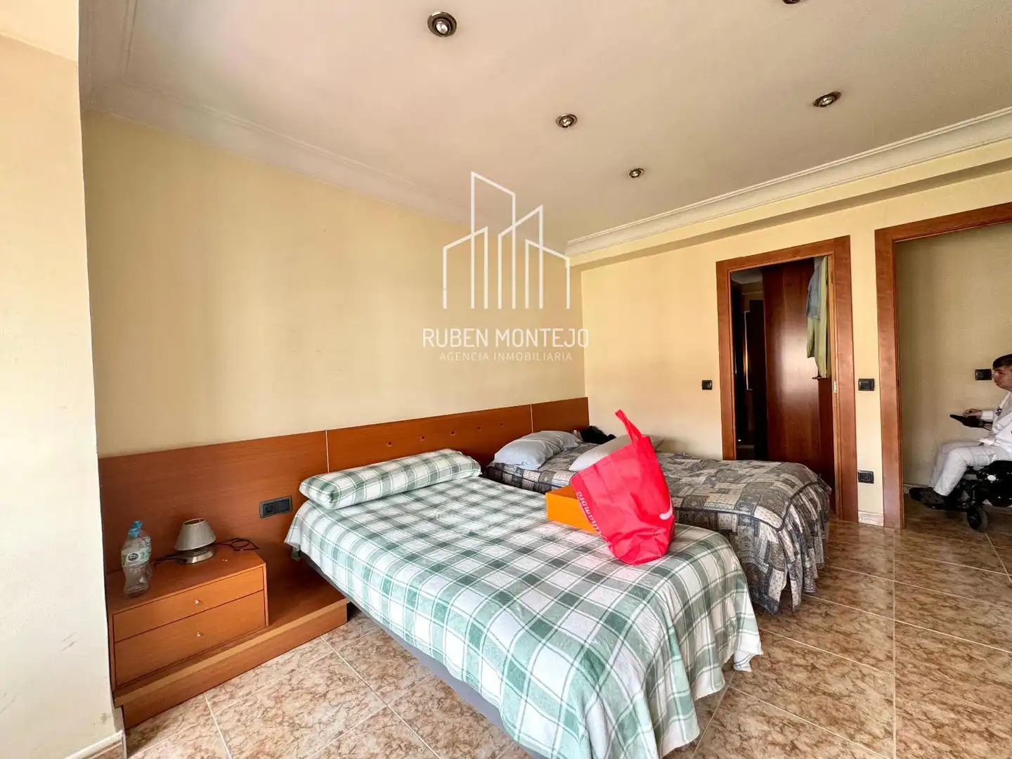 Flat for rent in Villamayor, Carmelitas