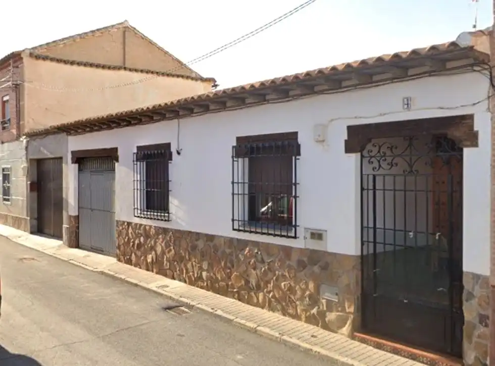 Exterior view of Houses for sale in Consuegra