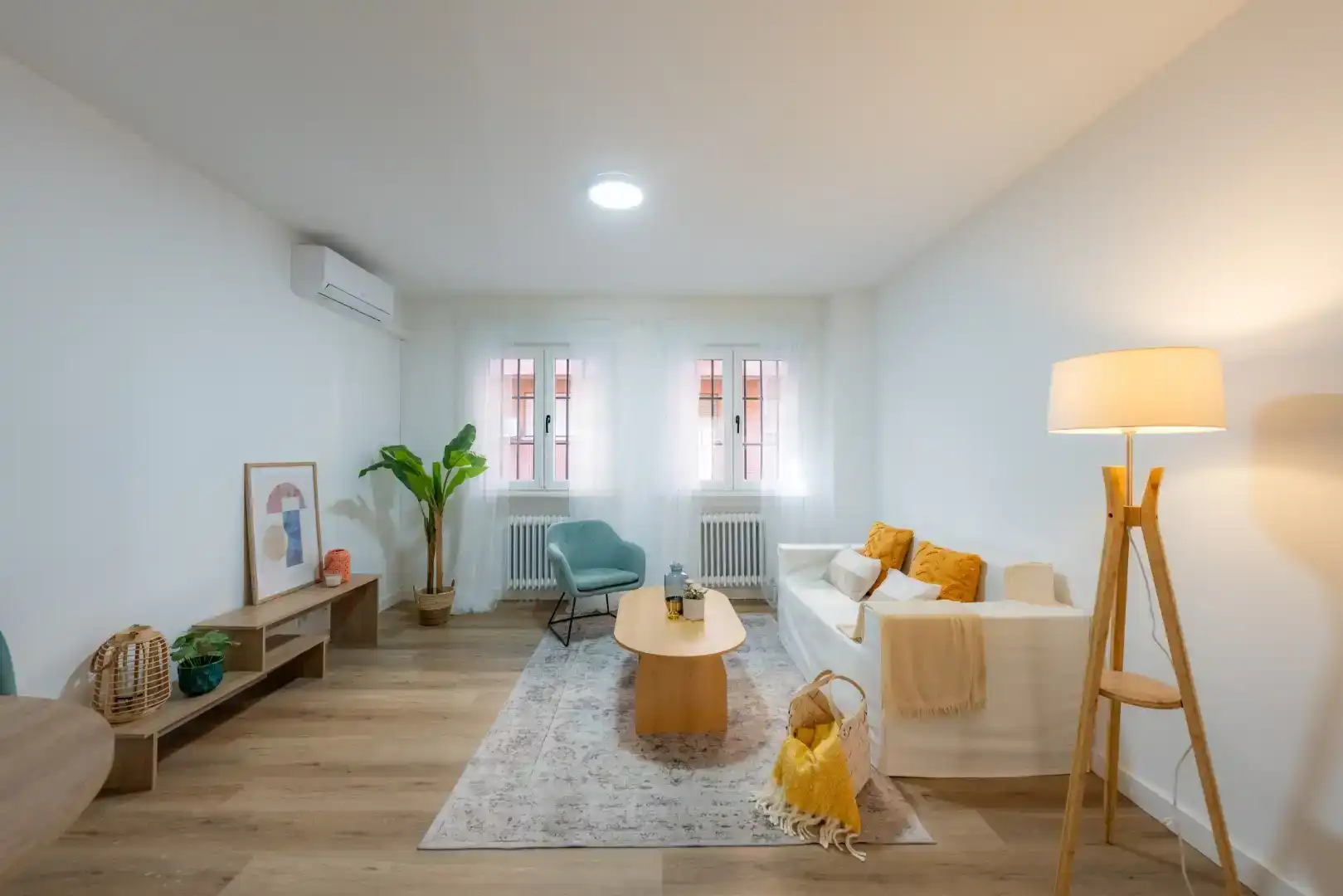 Sala d'estar de Pis en venda en Las Rozas de Madrid amb Aire condicionat, Jardí privat i Forn