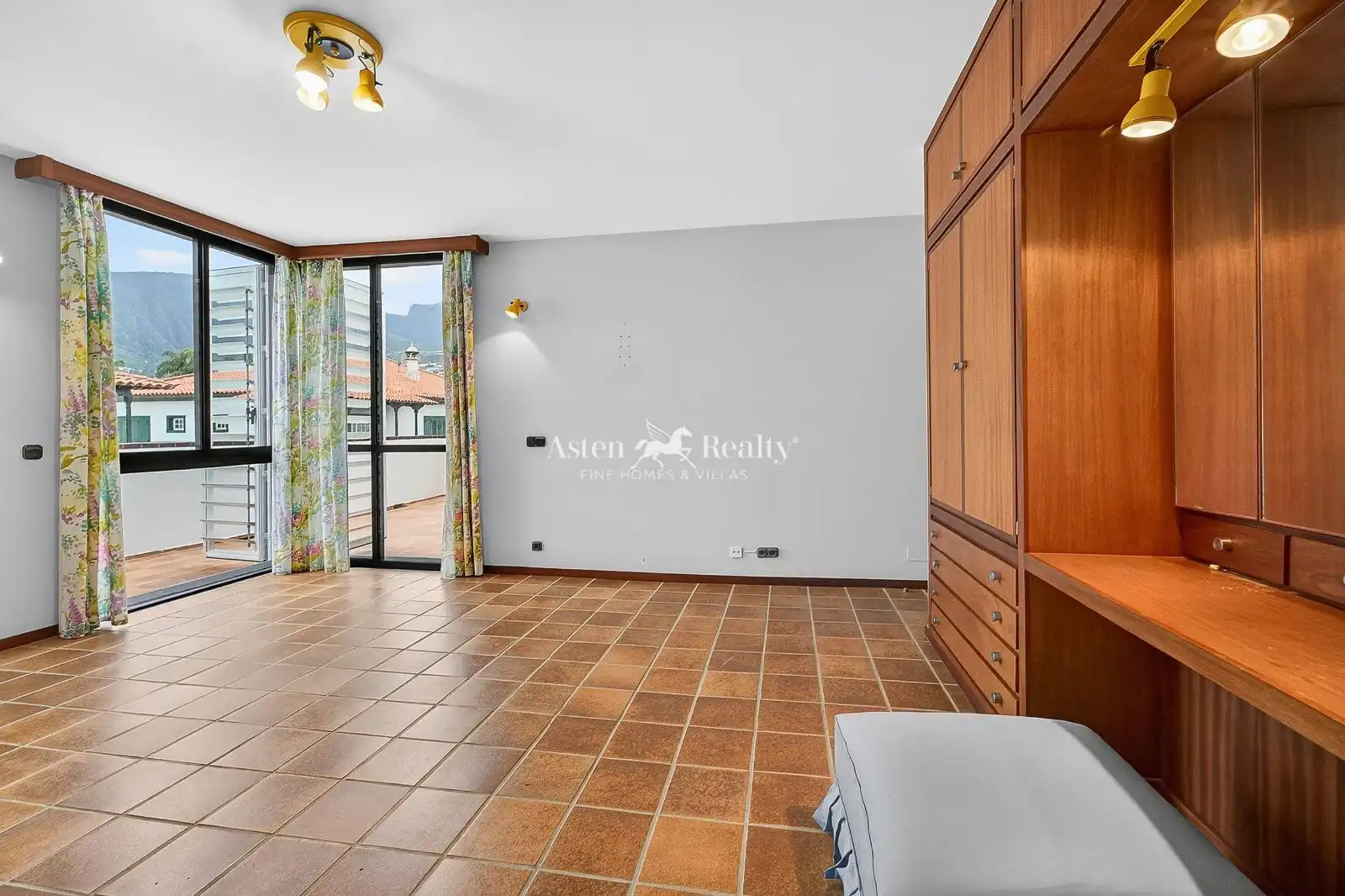 Terrassa de Casa o xalet en venda en Puerto de la Cruz amb Jardí privat, Terrassa i Traster