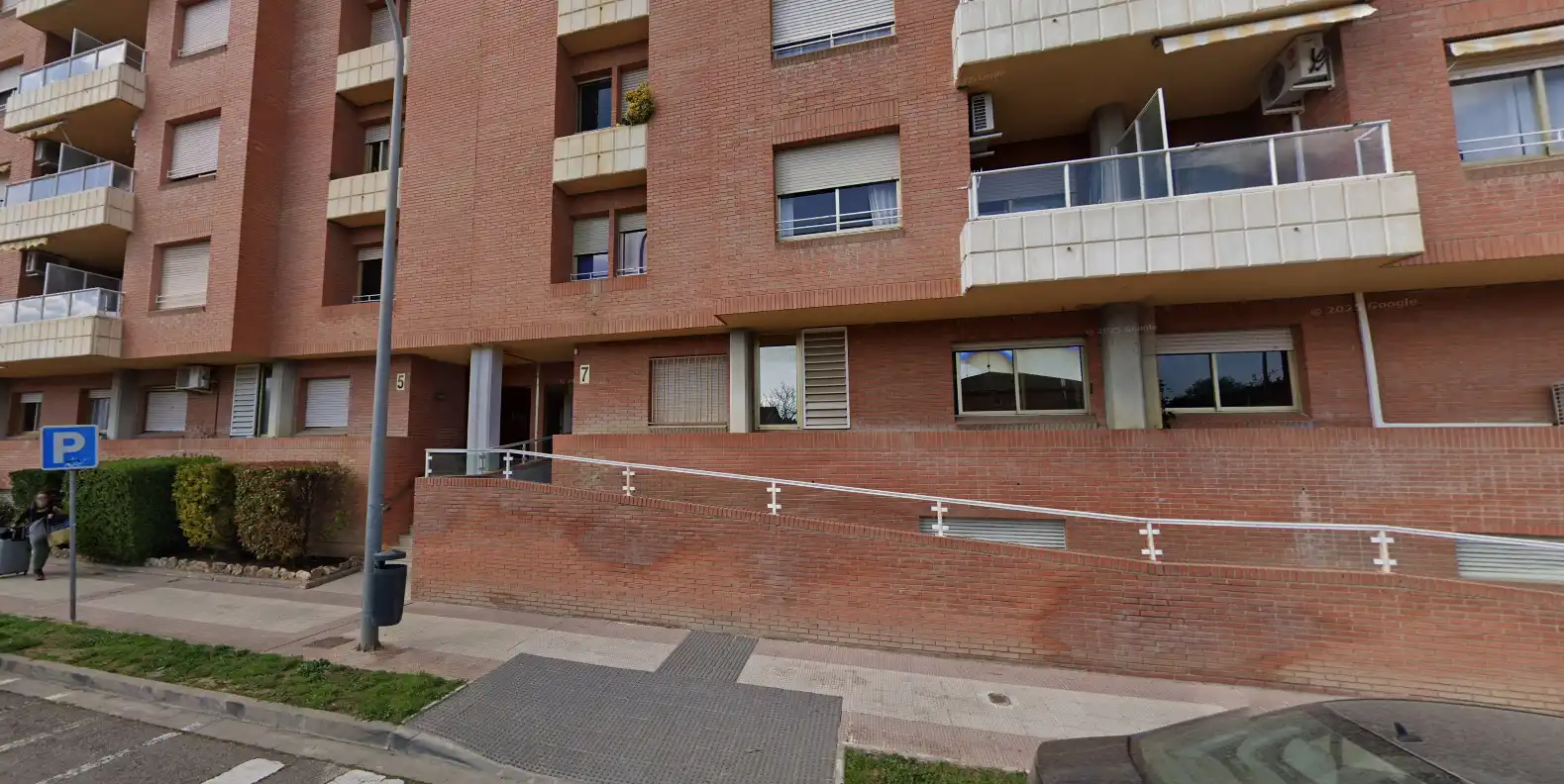 Vista exterior de Casa o chalet en venta en Huesca