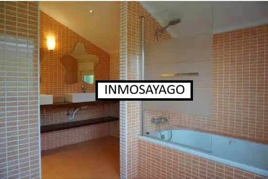 Bathroom of Houses for rent in Zierbena  with Heating, Furnished and Balcony