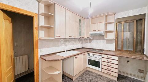 Foto 5 de Casa adosada en venta en C. Isabel I Castilla, Mariana, Cuenca