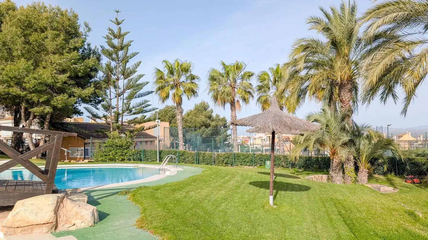 Piscina de Casa o chalet en venta en Santa Pola con Jardín privado, Terraza y Piscina