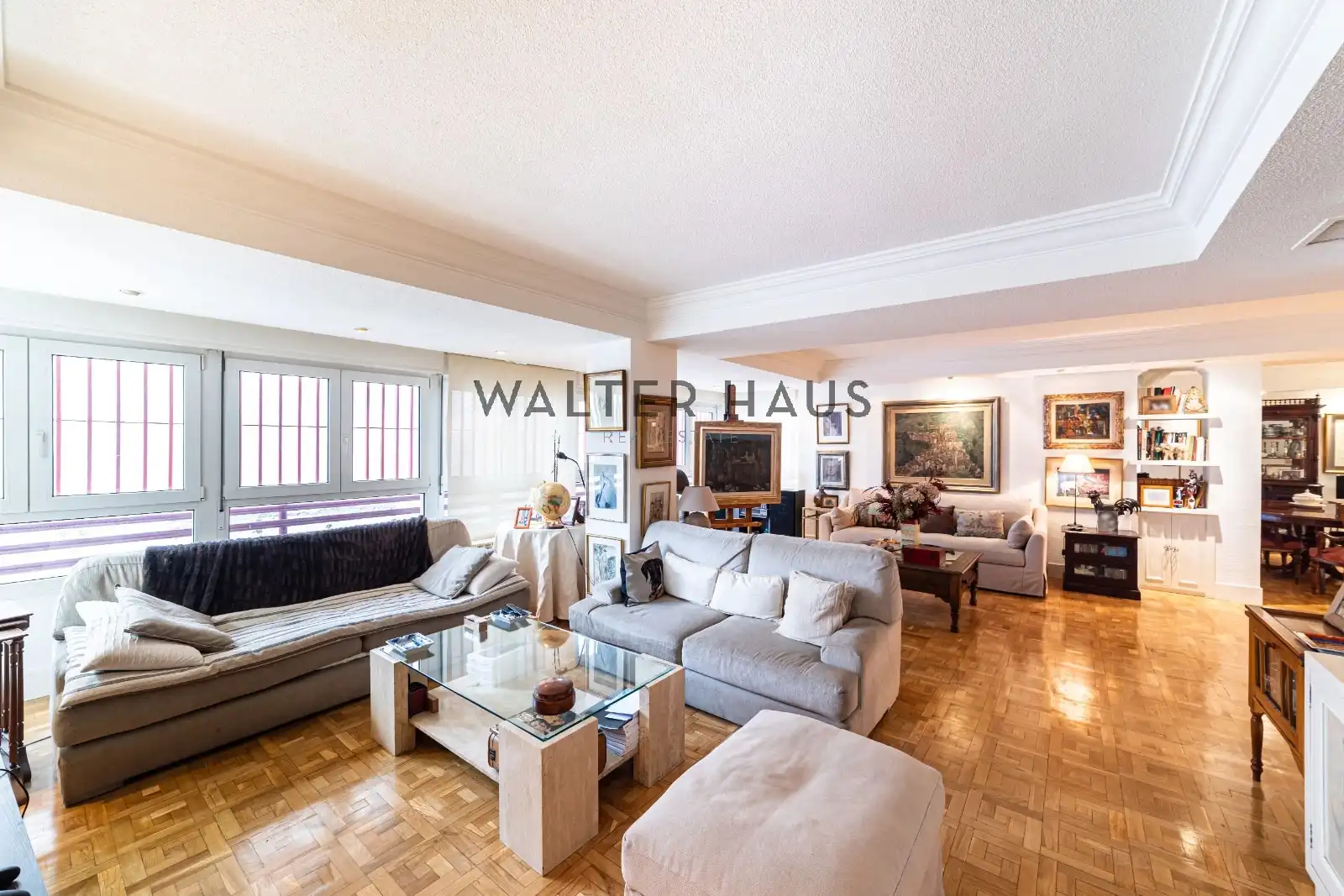 Living room of Flat for sale in Madrid  with Air Conditioner, Heating and Terrace