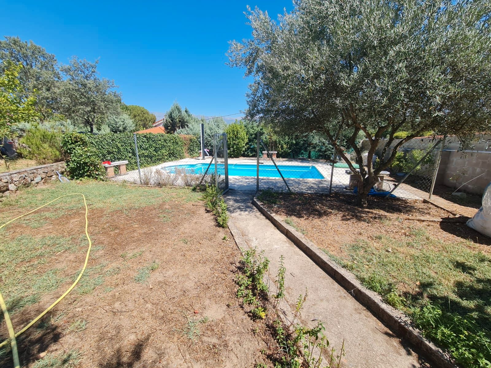 Garden of Country house for sale in Arenas de San Pedro  with Air Conditioner, Private garden and Swimming Pool
