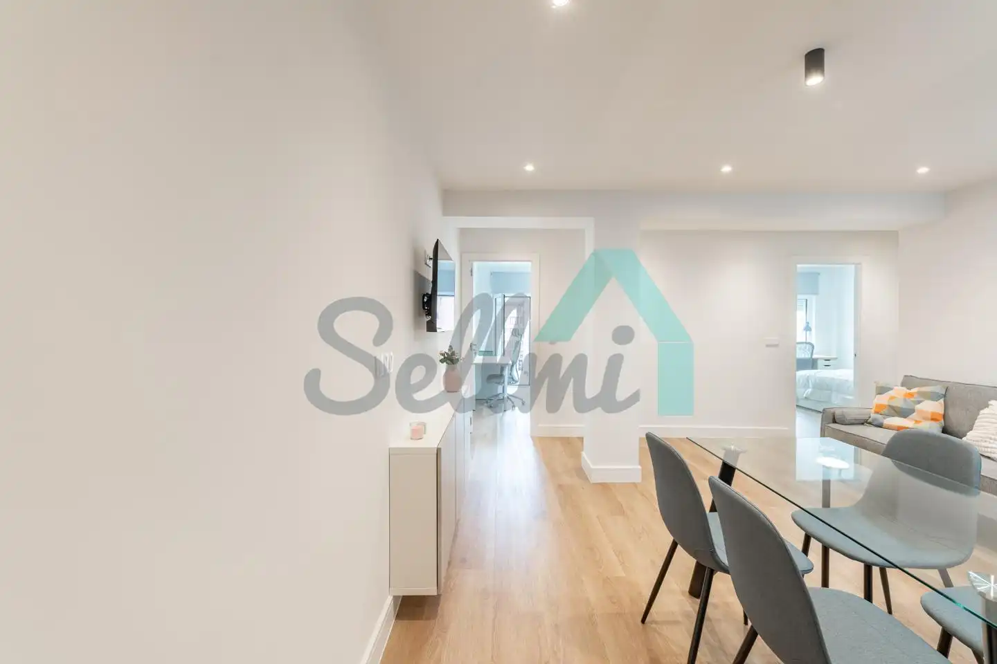 Dining room of Flat for rent in Oviedo   with Heating, Terrace and Furnished