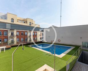 Piscina de Pis de lloguer en  Madrid Capital amb Aire condicionat, Calefacció i Moblat