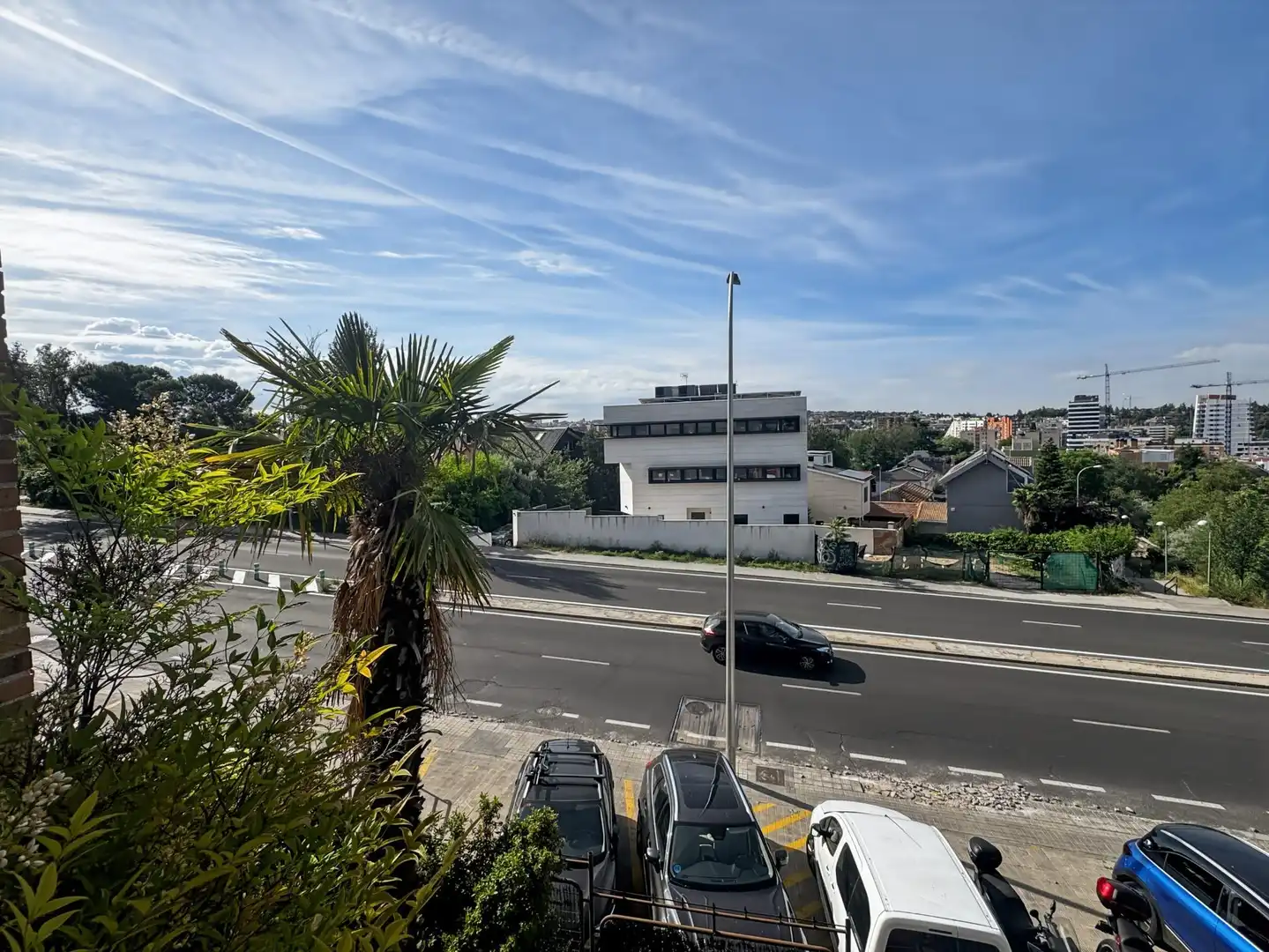 Exterior view of Office for rent in Madrid