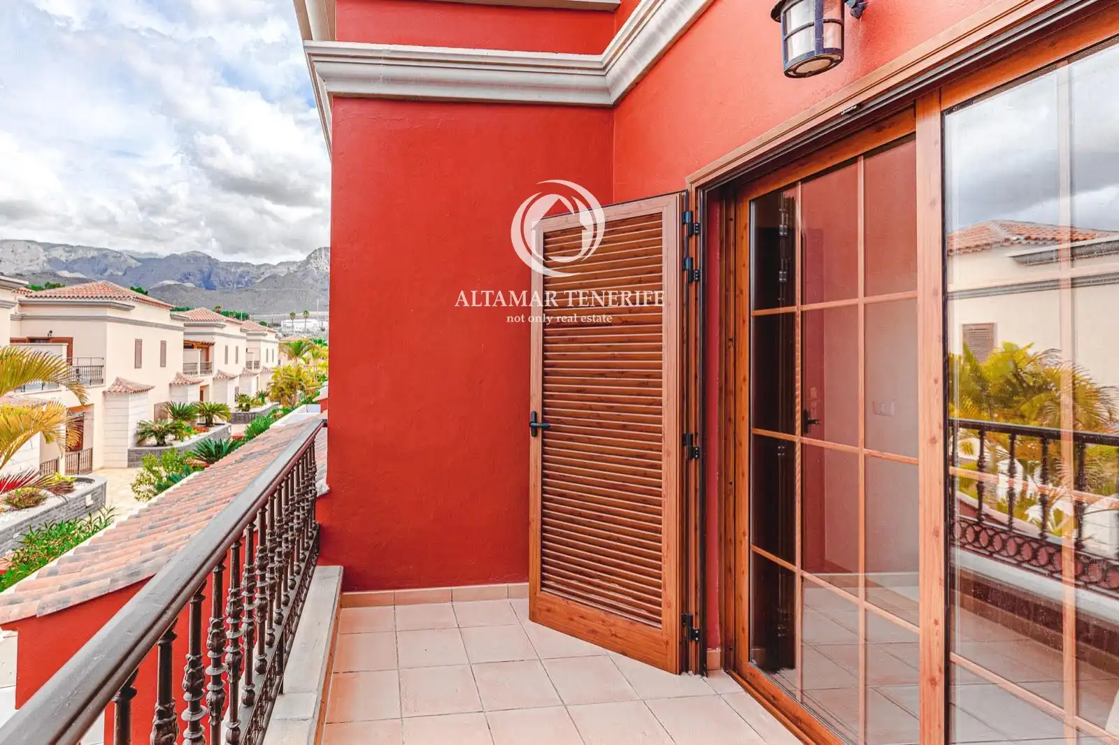 Casa a schiera con piscina in vendita a Costa Adeje, imagen 4