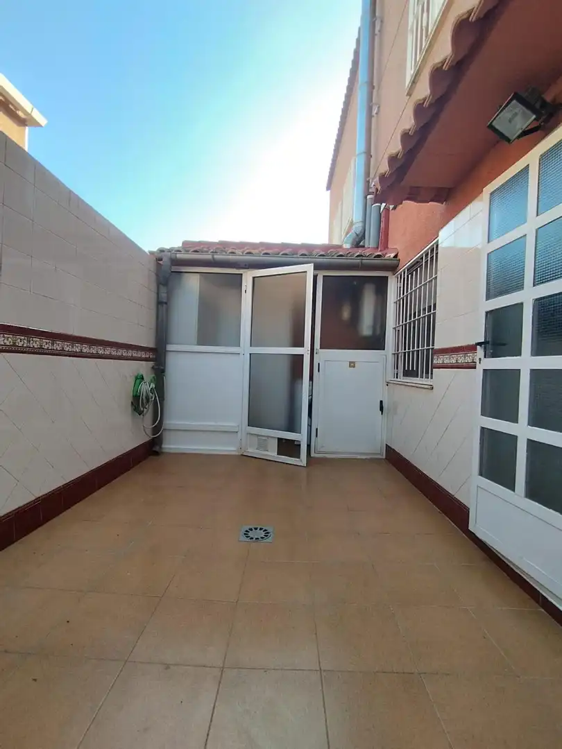 Duplex to rent in Pedanías Este, imagen 9
