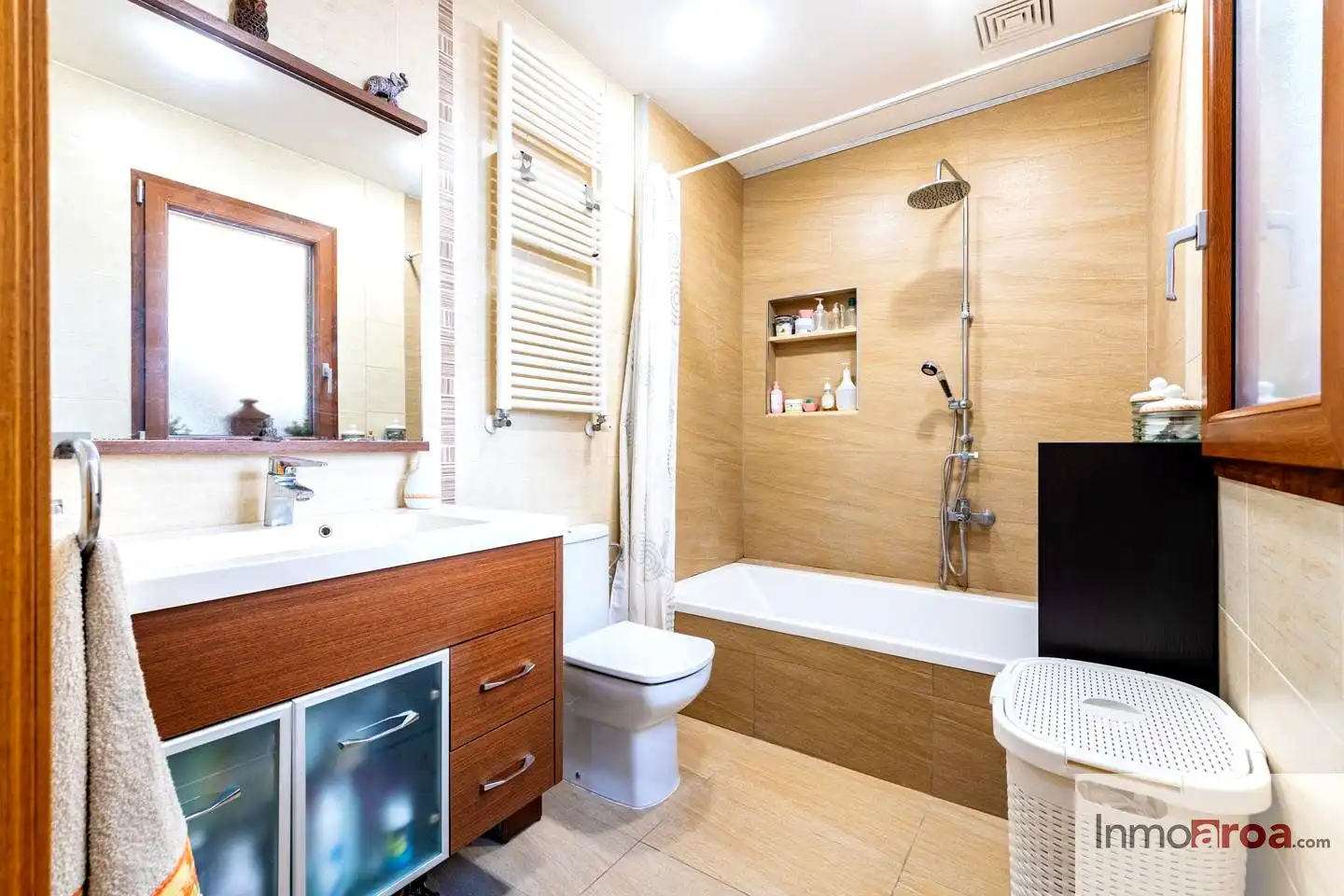 Badezimmer von Haus oder Chalet zum Verkauf in Bétera mit Klimaanlage und Terrasse