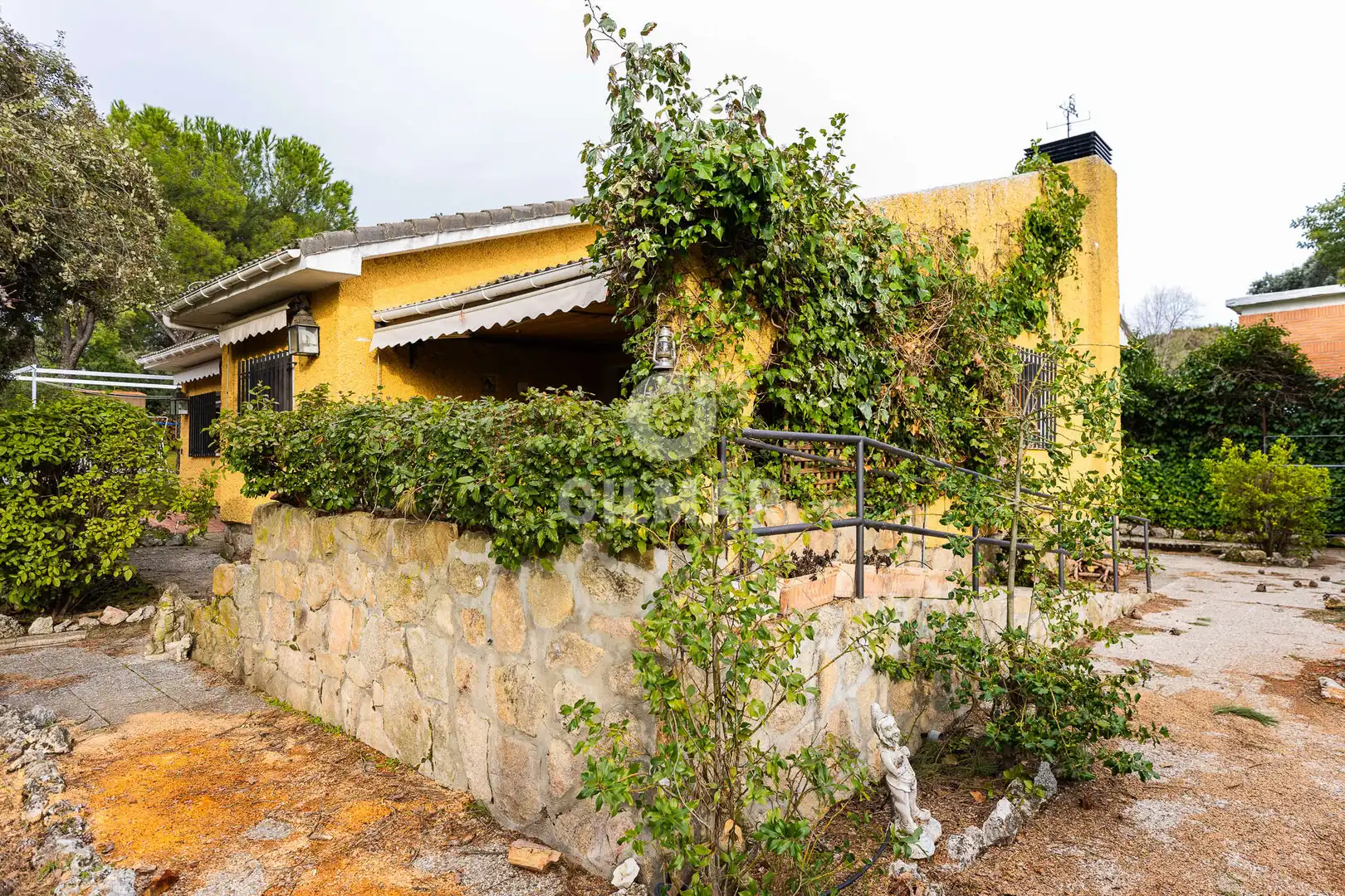 Vista exterior de Casa o chalet en venta en Hoyo de Manzanares con Calefacción, Jardín privado y Piscina