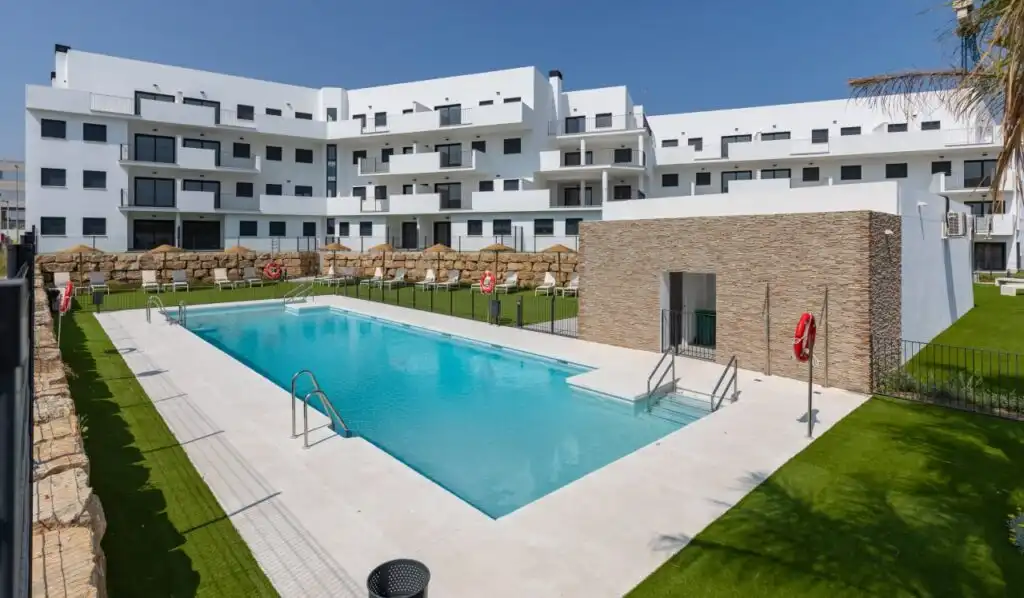 Flat for sale in Torre de Benagalbón