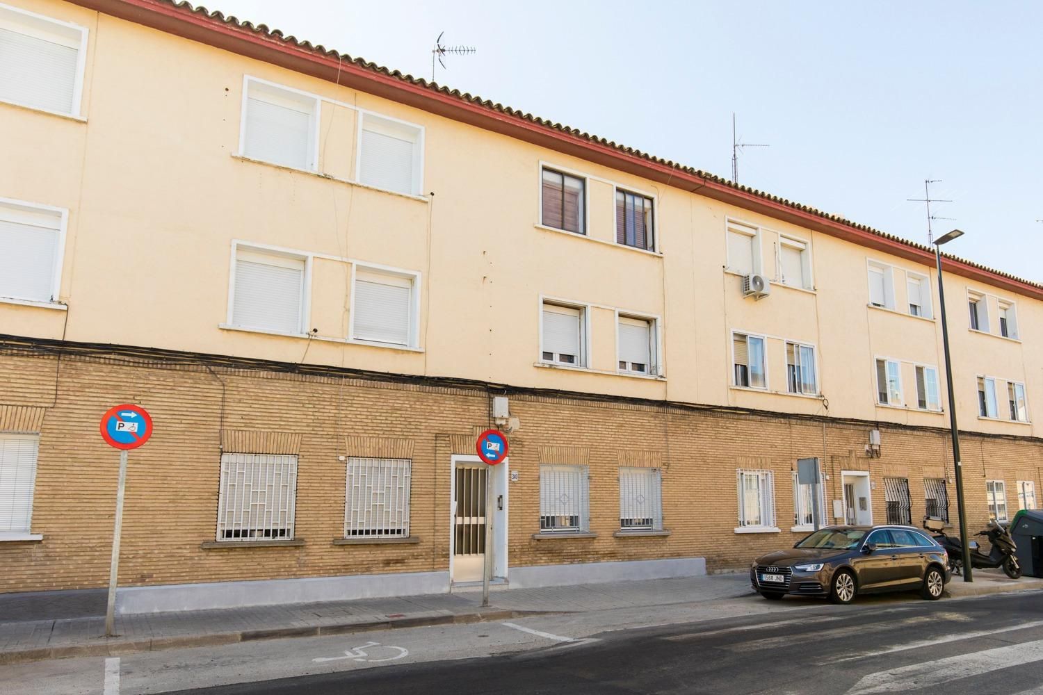 Vista exterior de Pis en venda en  Zaragoza Capital amb Terrassa