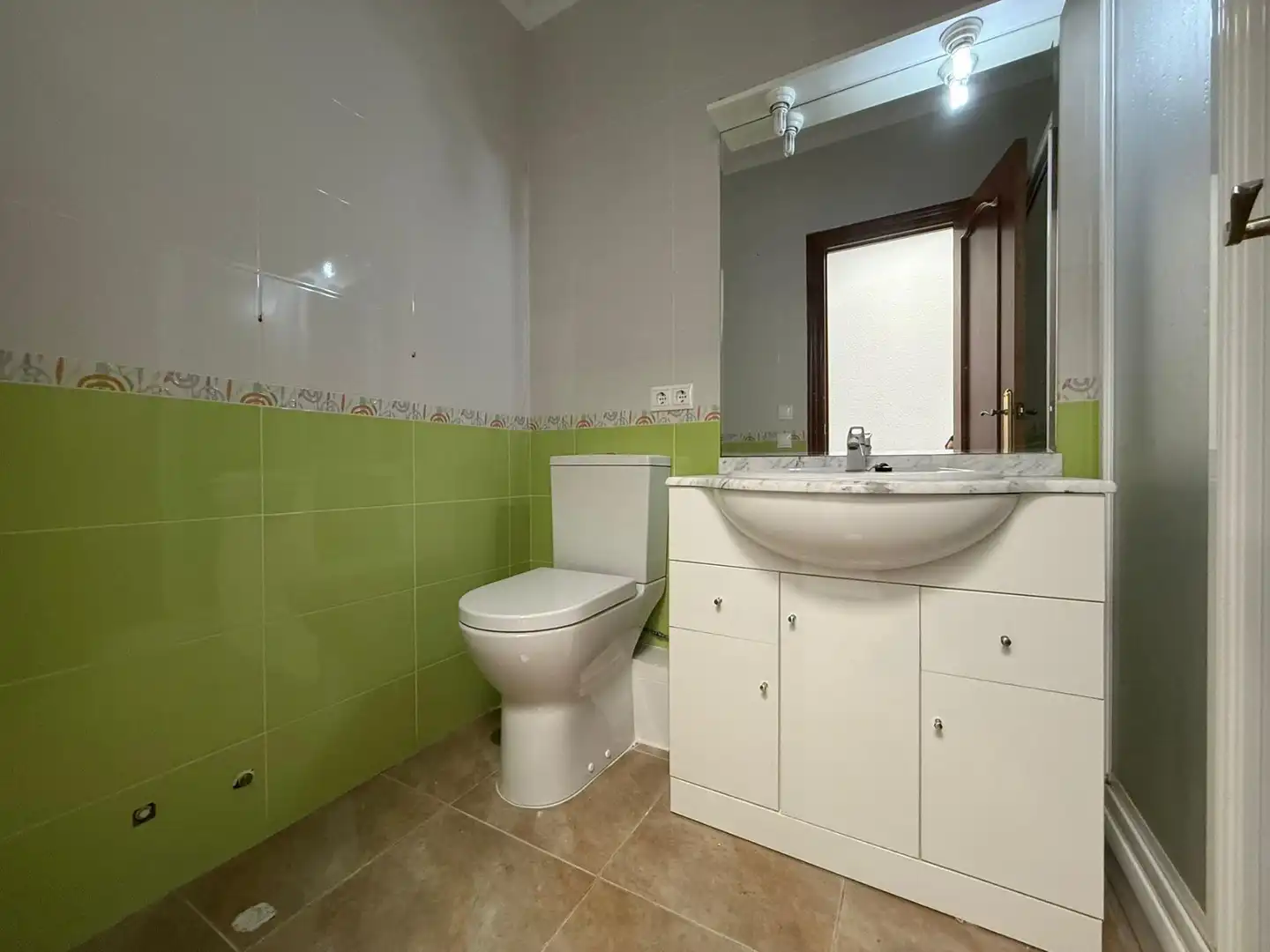Baño de Apartamento en venta en Torrevieja con Terraza