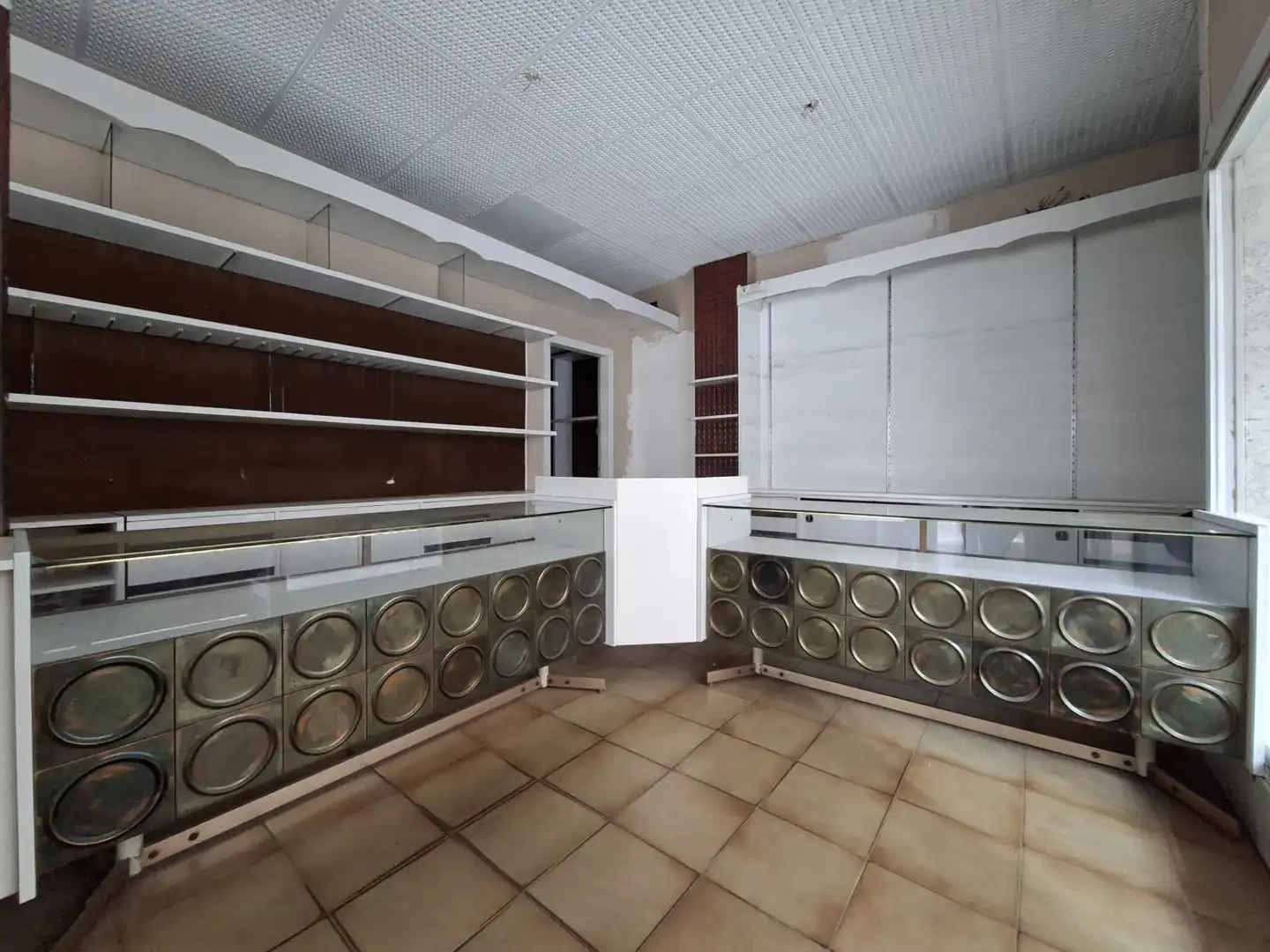 Commercial properties for sale in Cornellà de Llobregat