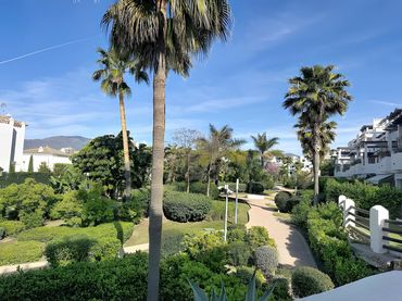 Apartament amb piscina en venda a Selwo