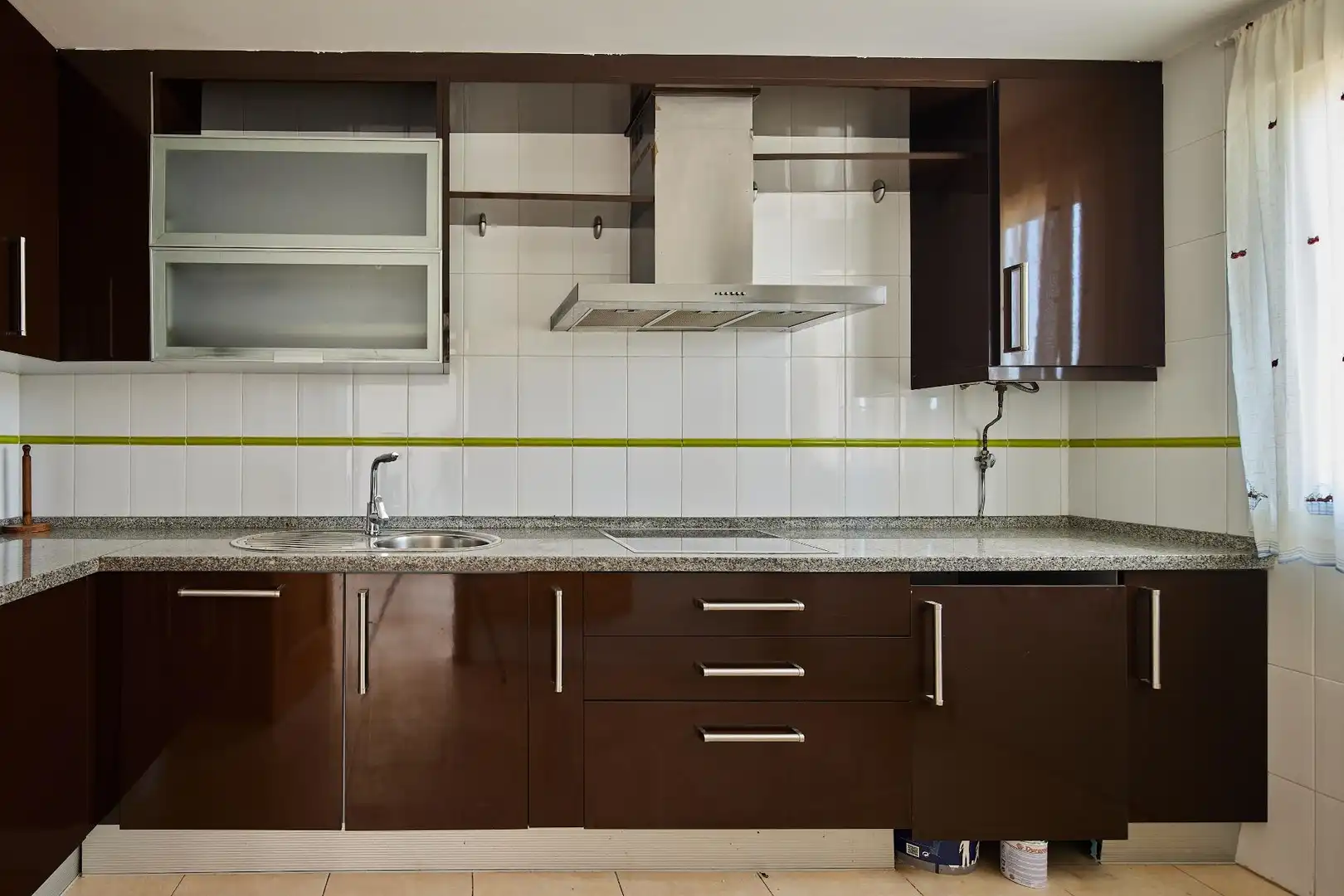 Cocina de Casa adosada en venta en Medina Sidonia con Terraza, Balcón y Alarma