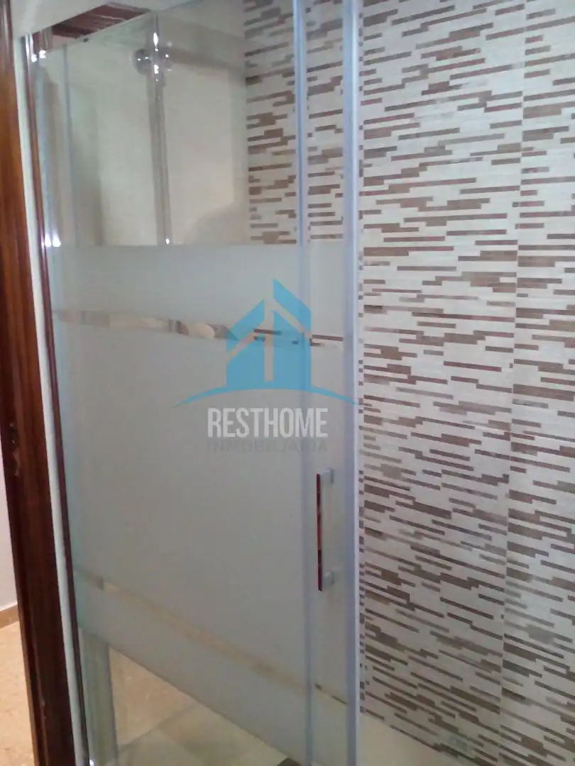 Baño de Apartamento de alquiler en Cullera con Terraza, Amueblado y Piscina comunitaria