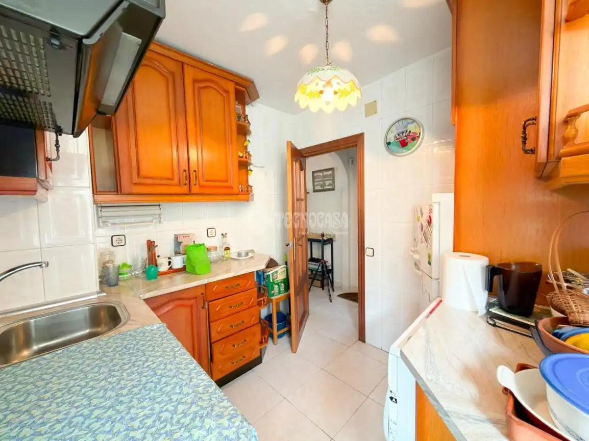 Kitchen of Flat for sale in Alcalá de Henares