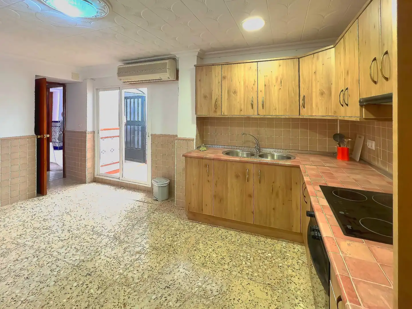 Cocina de Casa o chalet en venta en Peal de Becerro con Aire acondicionado y Terraza