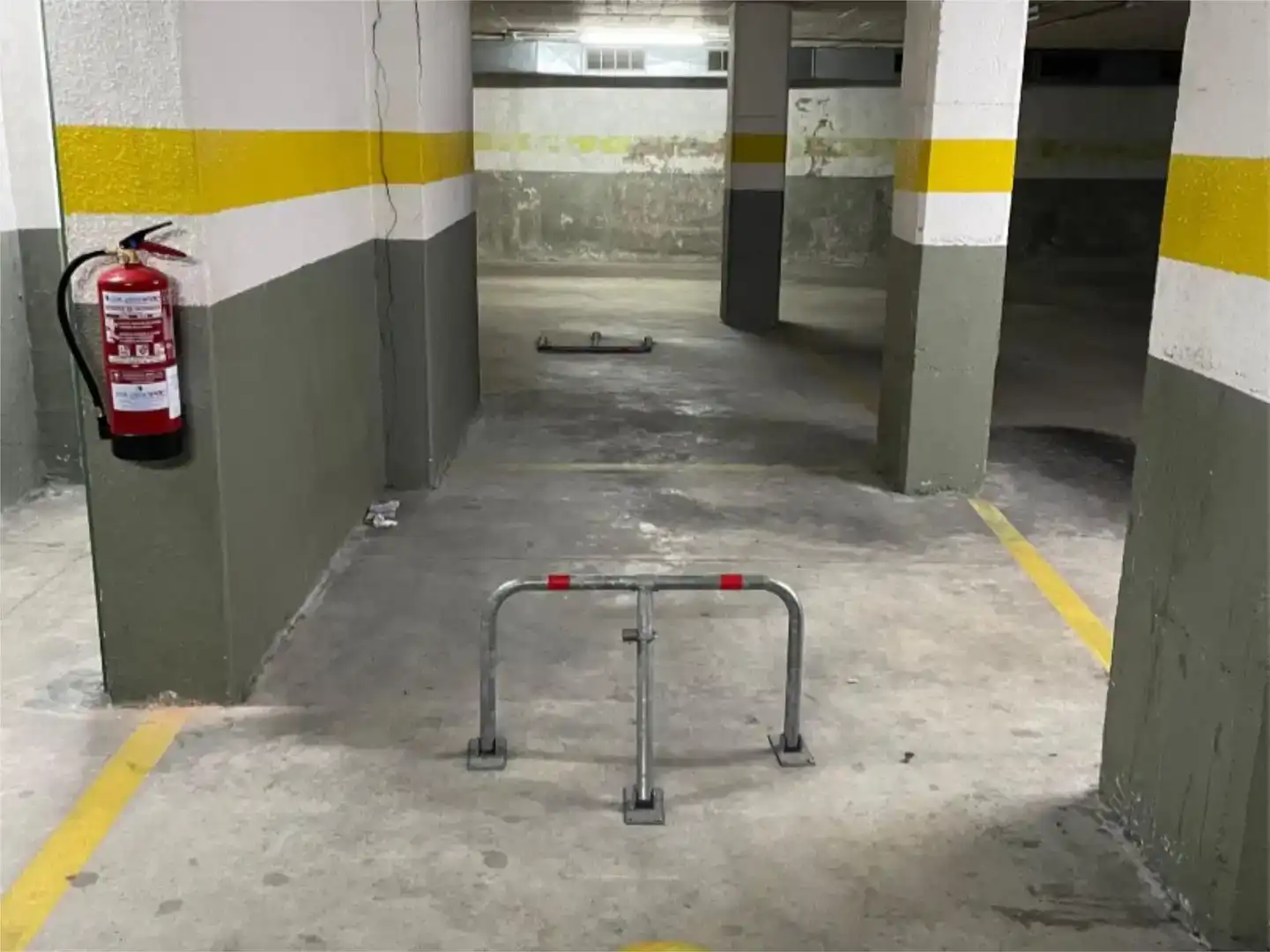 Parkplatz von Garage zur Miete in Vallirana, Barcelona