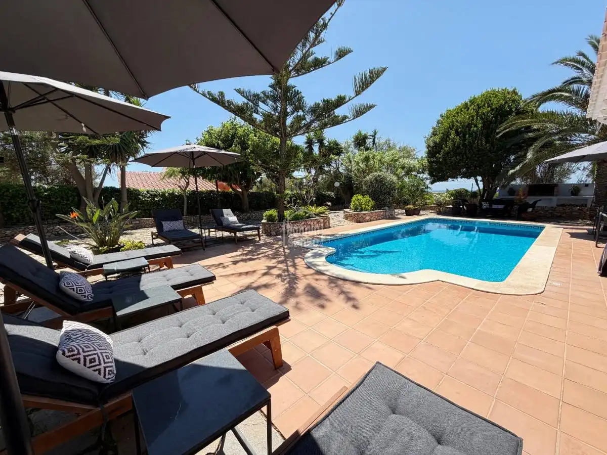 Piscina de Casa o chalet en venta en Sant Lluís con Calefacción, Jardín privado y Terraza