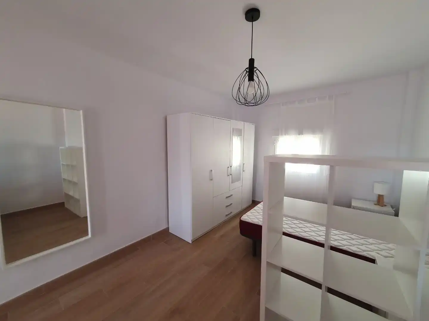Habitación de Piso en venta en Baza con Aire acondicionado, Trastero y Amueblado