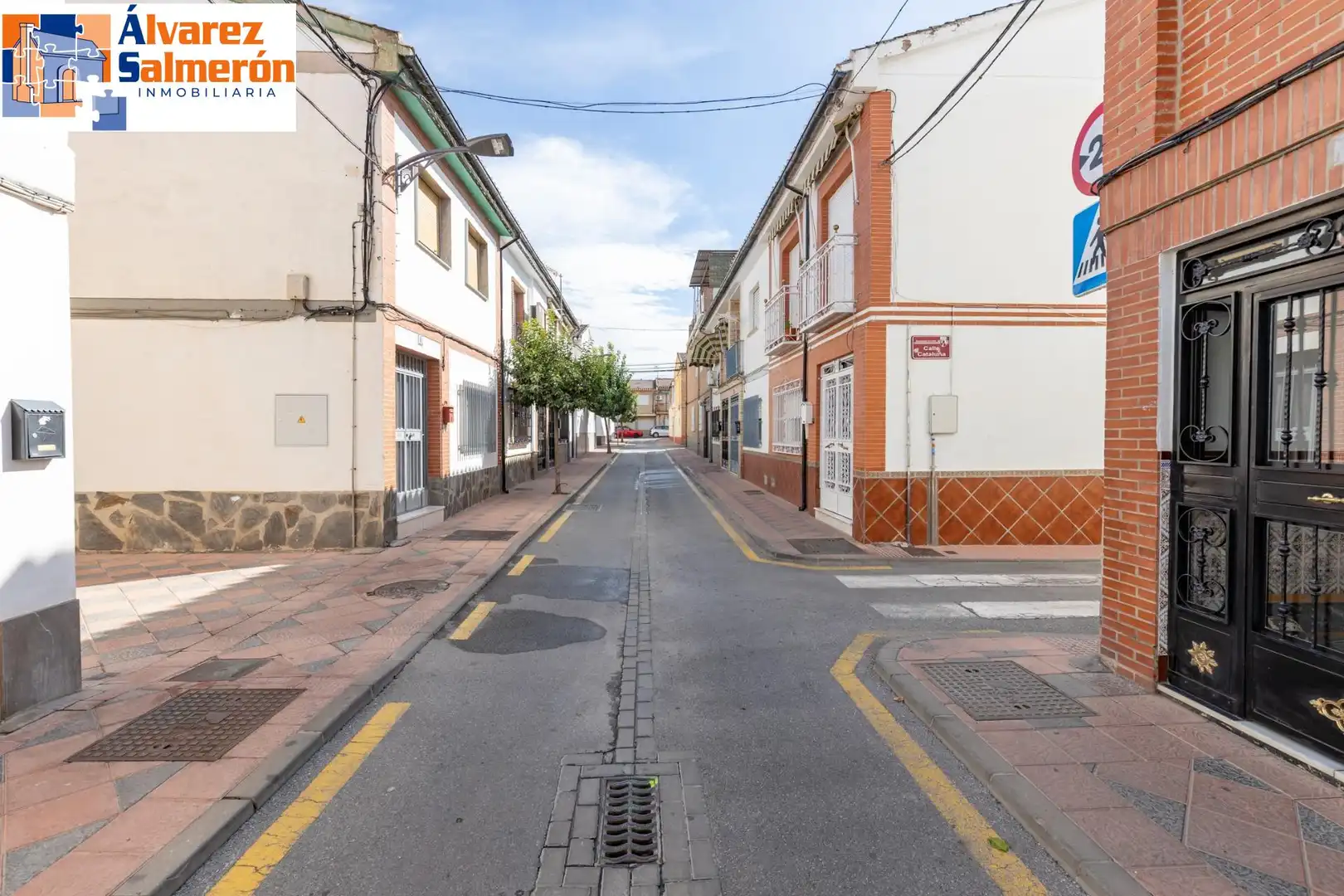 Vista exterior de Casa adosada en venta en Armilla con Aire acondicionado, Calefacción y Terraza