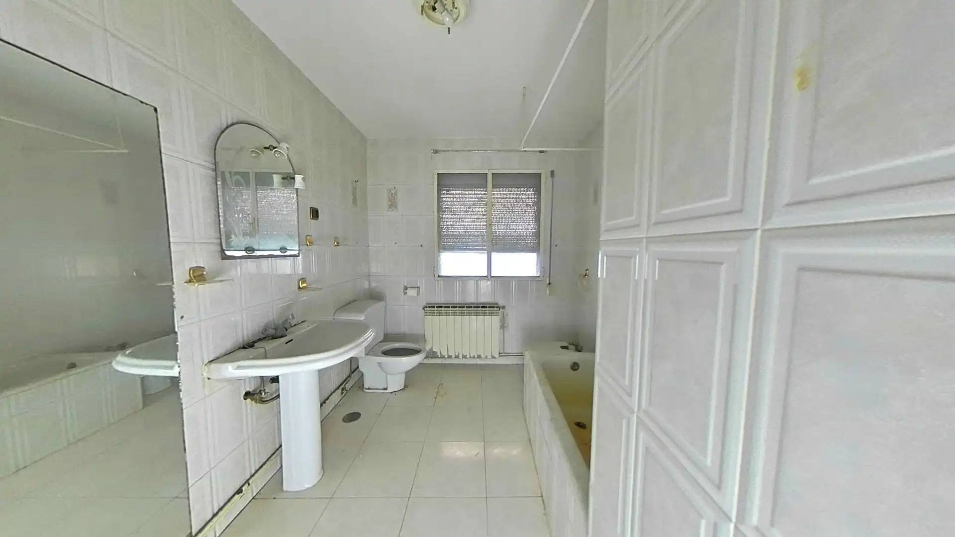 Bany de Casa o xalet en venda en Lanzahíta amb Jardí privat i Terrassa