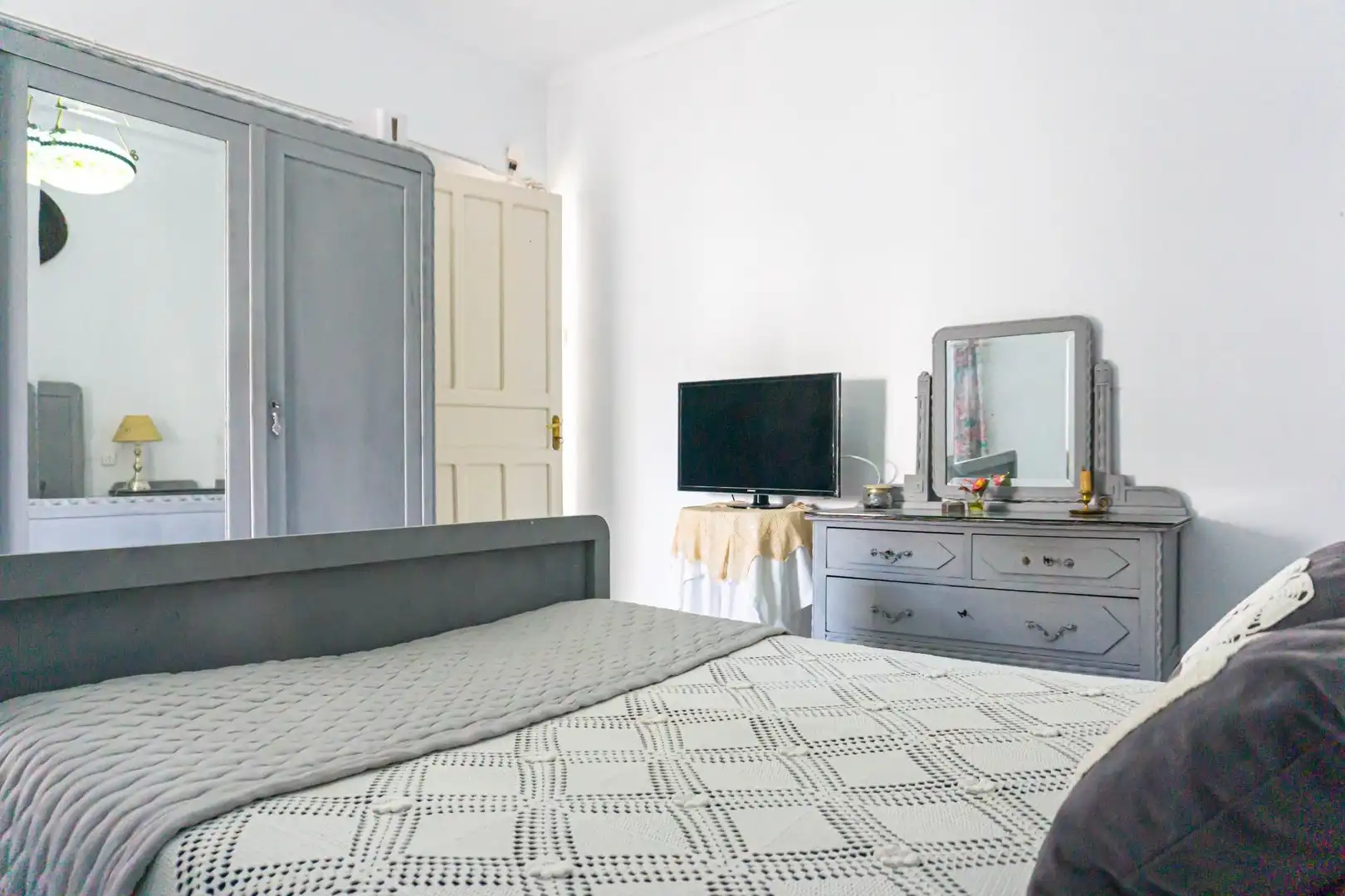 Dormitori de Casa o xalet en venda en Montellano amb Aire condicionat, Jardí privat i Terrassa