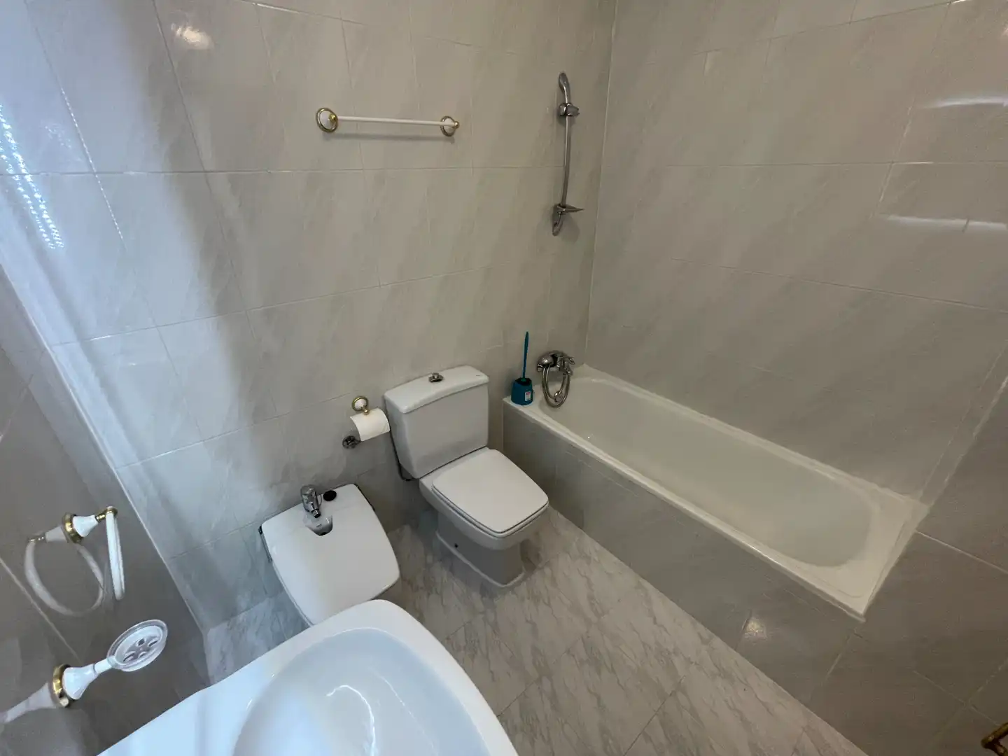 Baño de Casa o chalet de alquiler en San Agustín del Guadalix con Aire acondicionado, Calefacción y Jardín privado