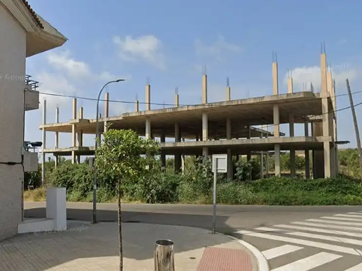 Vista exterior de Edificio en venta en Alcanar