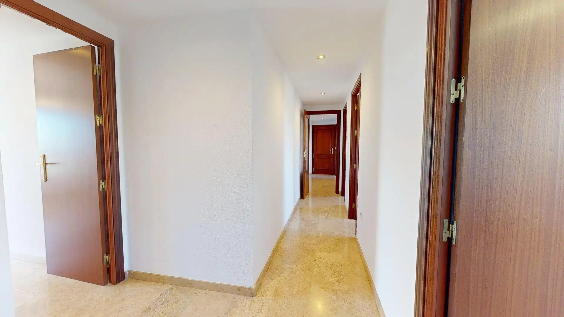 Wohnung zum Verkauf in Córdoba mit Klimaanlage, Heizung und Abstellraum