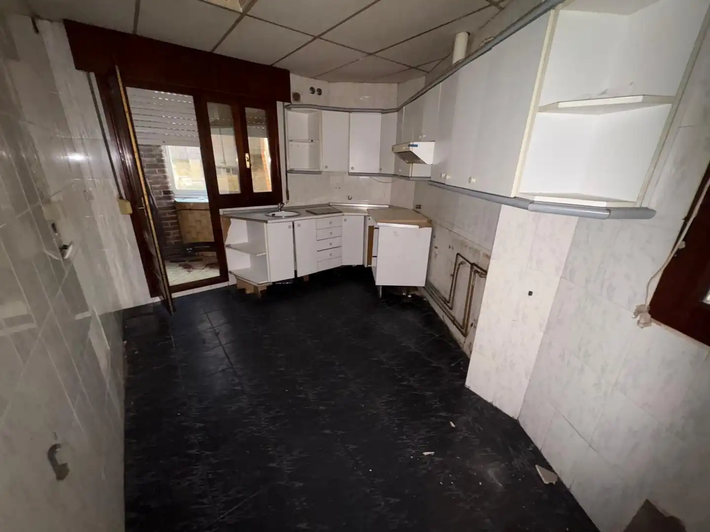 Kitchen of Apartments for sale in La Robla   with Heating