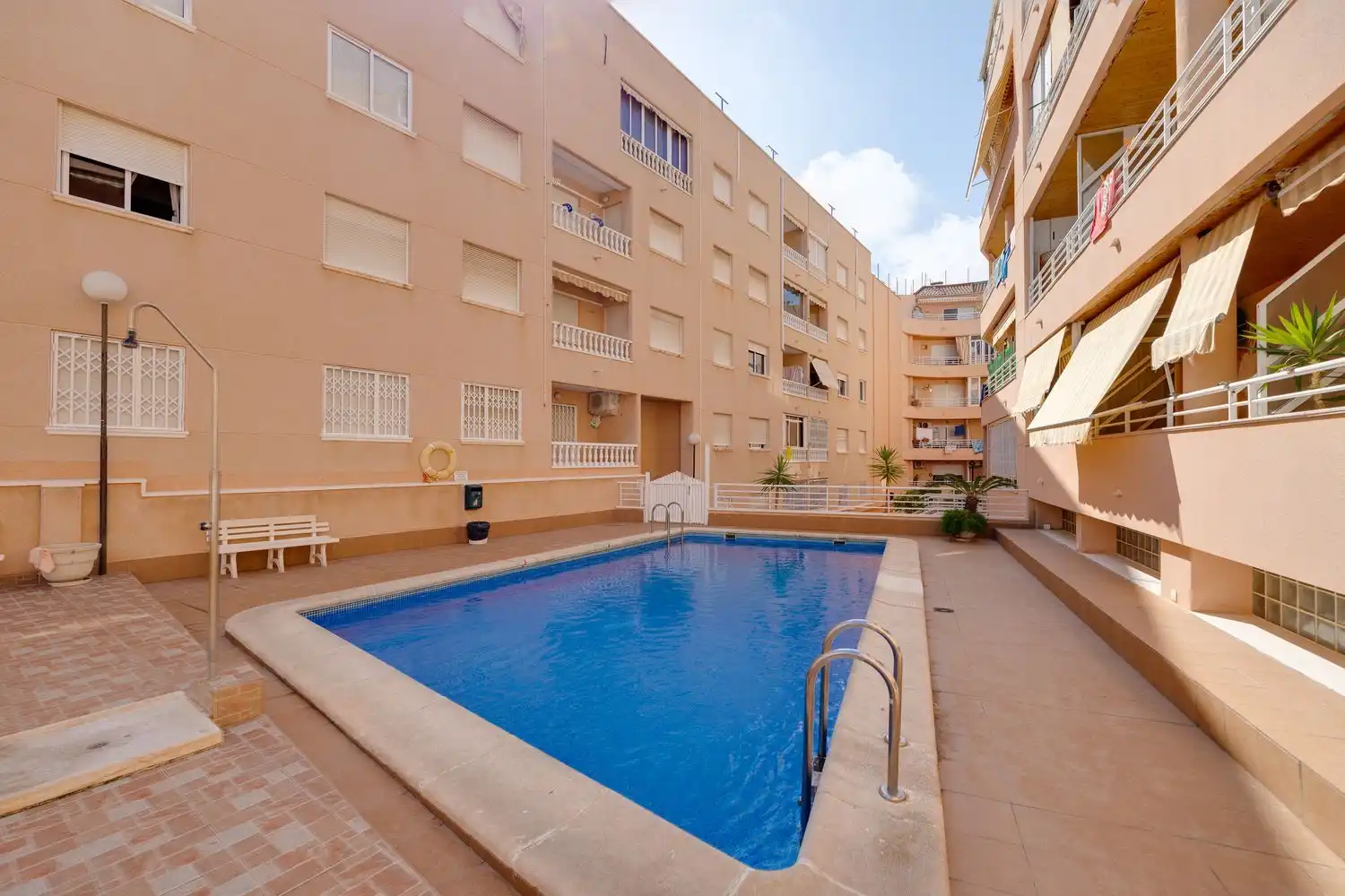 Swimming pool of Flat for sale in Torrevieja  with Air Conditioner, Terrace and Furnished