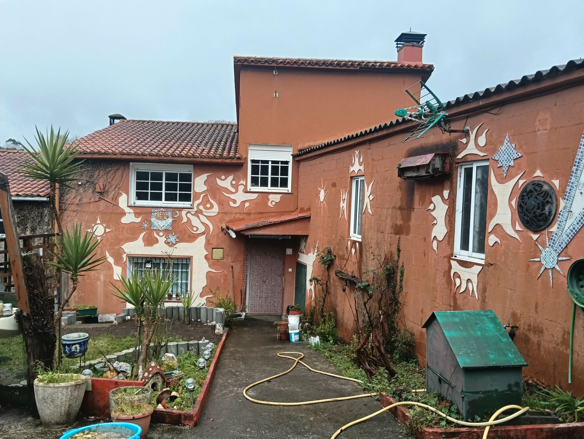 Exterior view of Single-family semi-detached for sale in Cesuras  with Private garden and Storage room