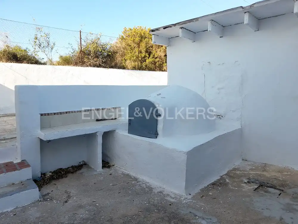 Vista exterior de Casa o xalet en venda en Riba-roja de Túria amb Aire condicionat, Calefacció i Jardí privat