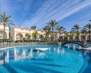 Swimming pool of Single-family semi-detached for sale in Marbella  with Air Conditioner, Heating and Private garden