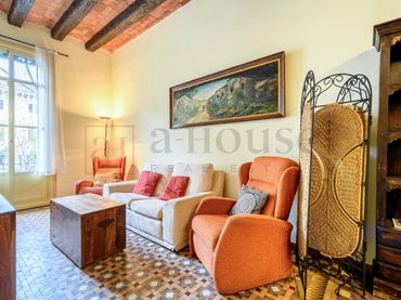 Piso con balcón en venta en Eixample