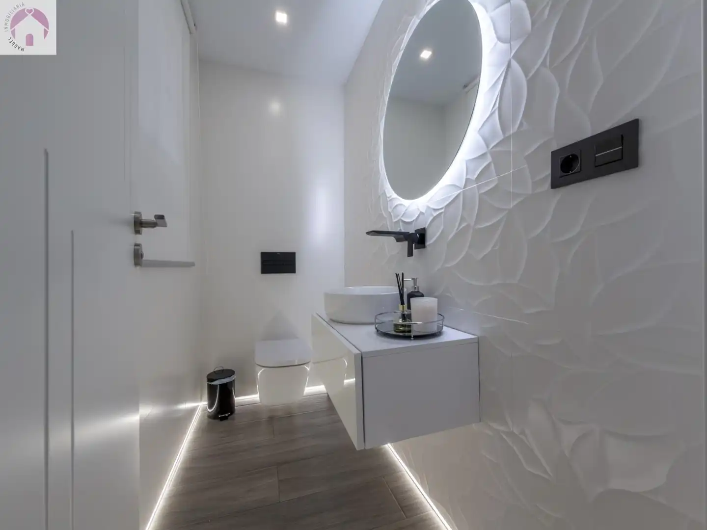 Bathroom of Detached homes for sale in Cenes de la Vega  with Air Conditioner, Heating and Terrace