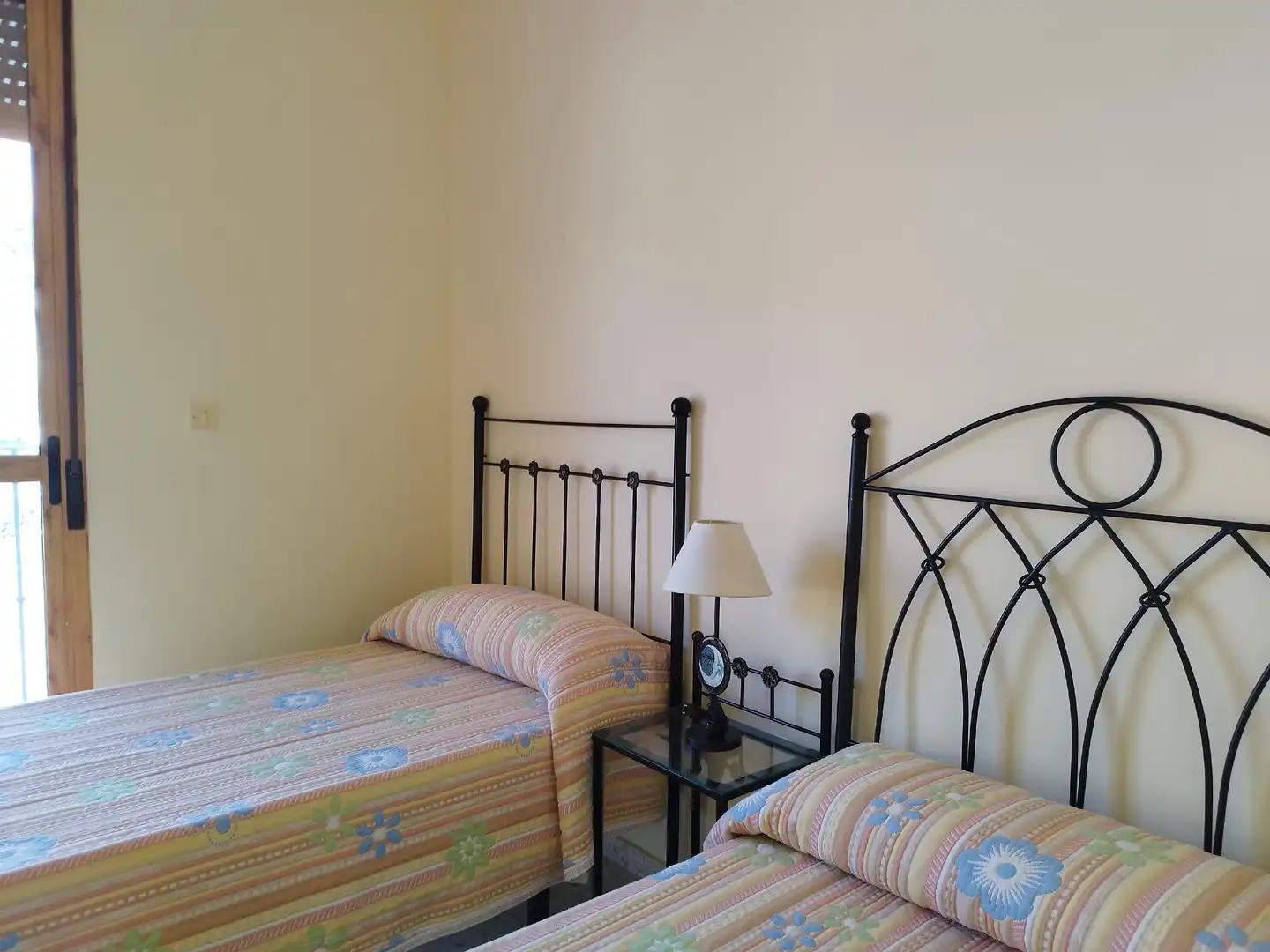 Casa aparellada en venda a Almadén de la Plata, imagen 27