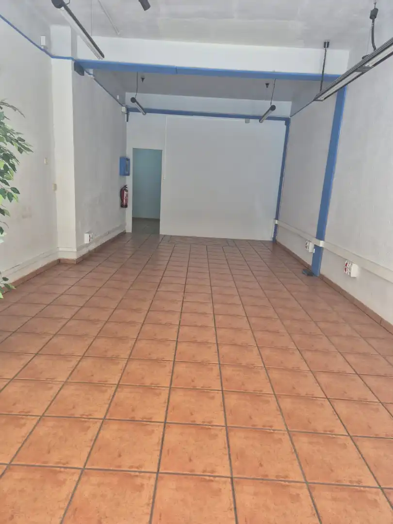 Business premises for sale in Carrer de Núria 155, imagen 4