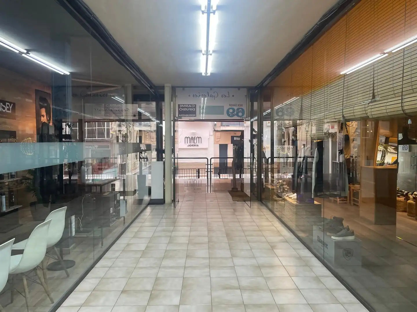 Business premises for sale in Centre Vila, imagen 9