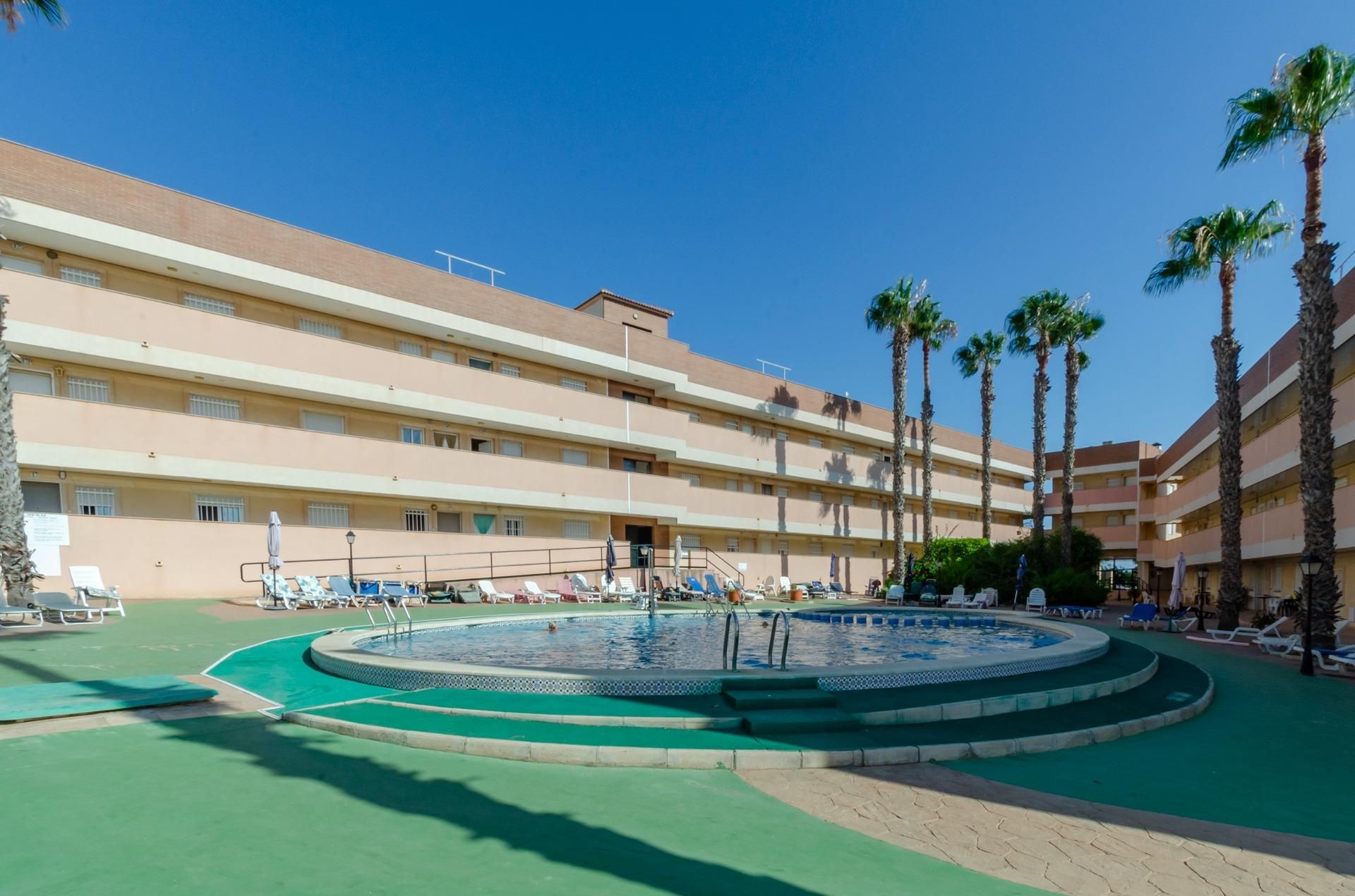 Piscina de Pis en venda en Cartagena amb Terrassa i Piscina comunitària